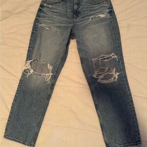 NEW American Eagle Mom Jeans